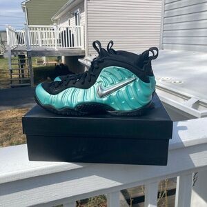 Nike Air Foamposite Pro Island Green Size 9 Mens